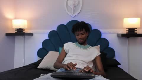 Snapshot of alexjaccob chatting on October 1, 2025, 2:01 pm Alex Jaccob online show from October 1, 2025, 2:01 pm