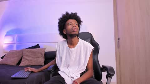 Snapshot of alexjaccob chatting on November 10, 2025, 1:10 pm Alex Jaccob online show from November 10, 2025, 1:10 pm