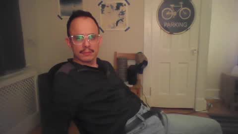 alexmaddox online show from October 6, 2025, 4:21 am