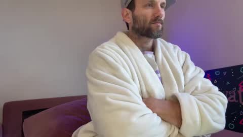 Alex Mann online show from December 16, 2025, 6:24 pm