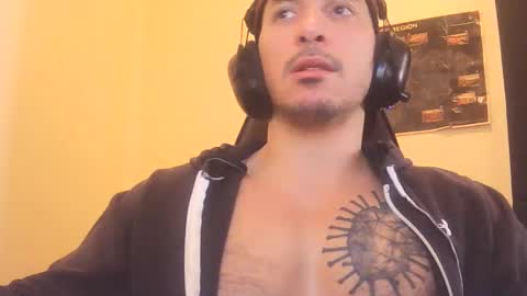 Snapshot of alexopenmind21 chatting on February 25, 2025, 5:36 pm Alexxx online show from February 25, 2025, 5:36 pm