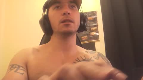 Alexxx online show from November 16, 2025, 4:01 pm