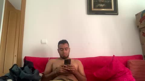 Snapshot of alexospina55 chatting on December 16, 2025, 12:43 pm alexospina55 online show from December 16, 2025, 12:43 pm