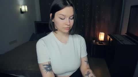 Snapshot of alexstech chatting on November 25, 2025, 9:04 pm Alex online show from November 25, 2025, 9:04 pm