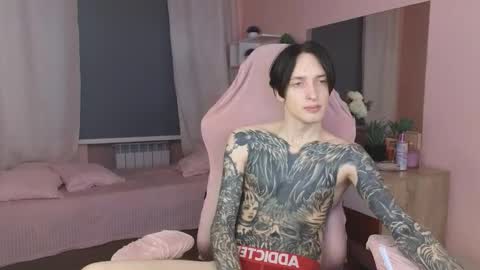 Alex online show from November 19, 2025, 12:16 pm