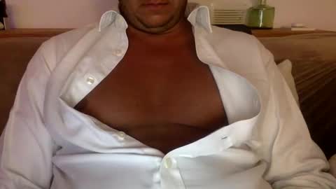 Snapshot of alexxx9spain chatting on May 24, 2026, 11:43 pm alexxx9spain online show from May 24, 2026, 11:43 pm
