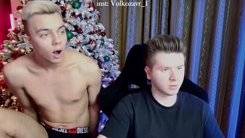 Snapshot of alexxx_d chatting on December 20, 2024, 6:24 pm AlexDimaIgor online show from December 20, 2024, 6:24 pm