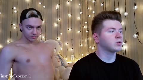 Snapshot of alexxx_d chatting on January 19, 2025, 6:10 pm AlexDimaIgor online show from January 19, 2025, 6:10 pm