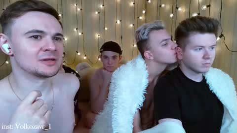 Snapshot of alexxx_d chatting on February 8, 2025, 6:33 pm AlexDimaIgor online show from February 8, 2025, 6:33 pm