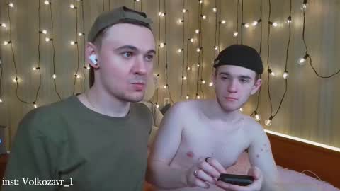 Snapshot of alexxx_d chatting on February 17, 2025, 6:04 pm AlexDimaIgor online show from February 17, 2025, 6:04 pm