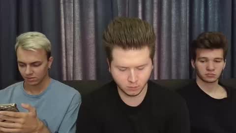 Snapshot of alexxx_d chatting on September 22, 2025, 1:13 pm AlexDimaIgor online show from September 22, 2025, 1:13 pm