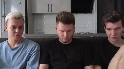 Snapshot of alexxx_d chatting on September 24, 2025, 9:01 am AlexDimaIgor online show from September 24, 2025, 9:01 am