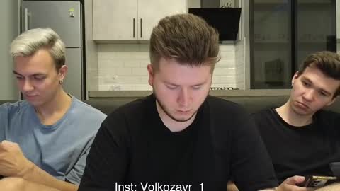 Snapshot of alexxx_d chatting on October 2, 2025, 8:05 pm AlexDimaIgor online show from October 2, 2025, 8:05 pm