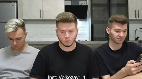 Snapshot of alexxx_d chatting on October 20, 2025, 7:58 pm AlexDimaIgor online show from October 20, 2025, 7:58 pm