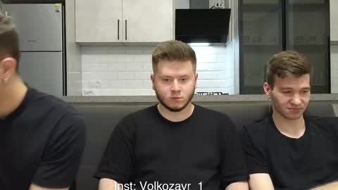 Snapshot of alexxx_d chatting on November 12, 2025, 8:08 pm AlexDimaIgor online show from November 12, 2025, 8:08 pm