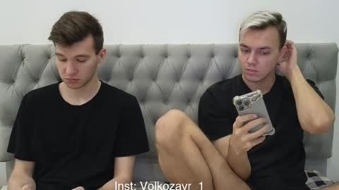 Snapshot of alexxx_d chatting on November 17, 2025, 8:03 pm AlexDimaIgor online show from November 17, 2025, 8:03 pm