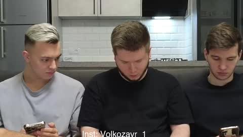 Snapshot of alexxx_d chatting on November 24, 2025, 8:08 pm AlexDimaIgor online show from November 24, 2025, 8:08 pm