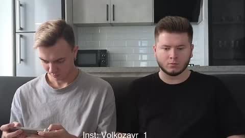 Snapshot of alexxx_d chatting on December 14, 2025, 8:09 am AlexDimaIgor online show from December 14, 2025, 8:09 am