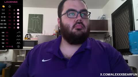 Snapshot of alexxxbear chatting on November 23, 2025, 2:28 pm alexxxbear online show from November 23, 2025, 2:28 pm
