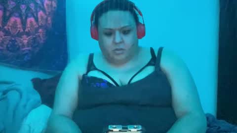 alexxxis2011x3 online show from February 26, 2025, 4:47 am