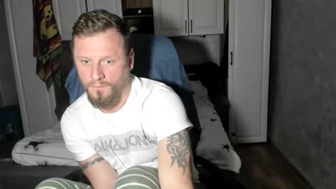 alexyno2022 ONLYFANS online show from October 26, 2025, 12:22 pm