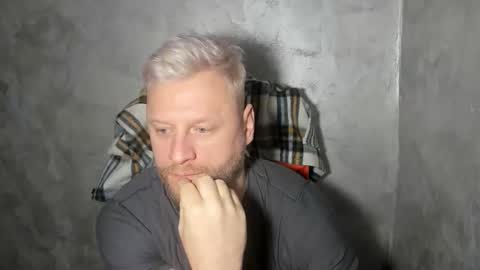 Snapshot of alexyno2020 chatting on February 3, 2026, 7:24 am alexyno2022 ONLYFANS online show from February 3, 2026, 7:24 am