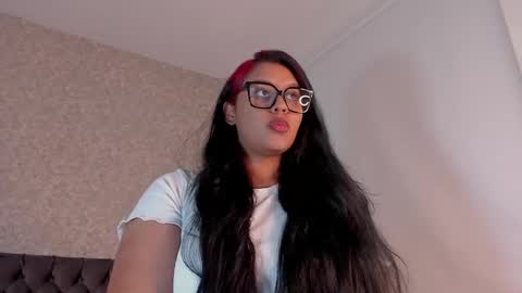 Snapshot of aleya_black chatting on April 10, 2026, 3:23 am aleya_black online show from April 10, 2026, 3:23 am