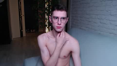 Snapshot of alfie_evanss chatting on October 26, 2025, 4:35 pm Alfie online show from October 26, 2025, 4:35 pm