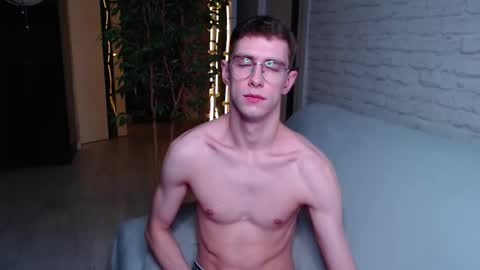 Snapshot of alfie_evanss chatting on November 8, 2025, 11:36 pm Alfie online show from November 8, 2025, 11:36 pm