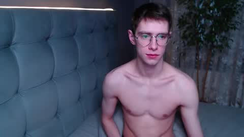 Snapshot of alfie_evanss chatting on December 15, 2025, 7:56 am Alfie online show from December 15, 2025, 7:56 am