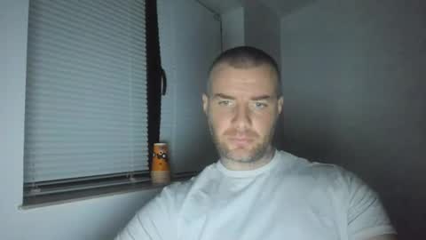 alfiesolomons87 online show from December 21, 2024, 8:21 pm