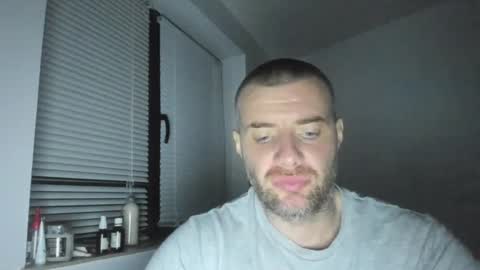 alfiesolomons87 online show from February 6, 2025, 8:45 pm