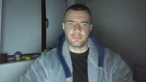 alfiesolomons87 online show from March 6, 2025, 8:16 pm