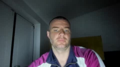 alfiesolomons87 online show from April 4, 2026, 8:17 pm