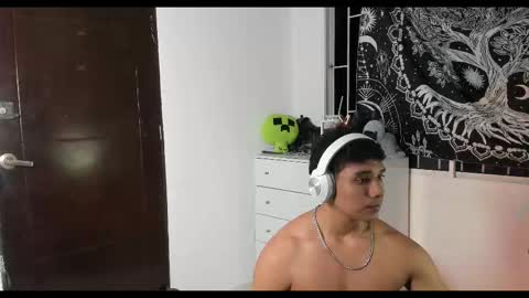 Snapshot of alfred_cantillo chatting on October 10, 2025, 7:07 am alfred_cantillo online show from October 10, 2025, 7:07 am