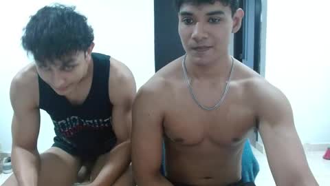 Snapshot of alfred_cantillo chatting on December 2, 2025, 3:34 am alfred_cantillo online show from December 2, 2025, 3:34 am