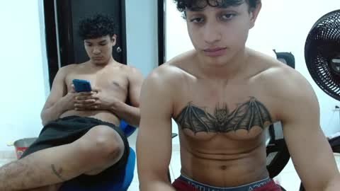 Snapshot of alfred_cantillo chatting on June 5, 2026, 10:32 am alfred_cantillo online show from June 5, 2026, 10:32 am