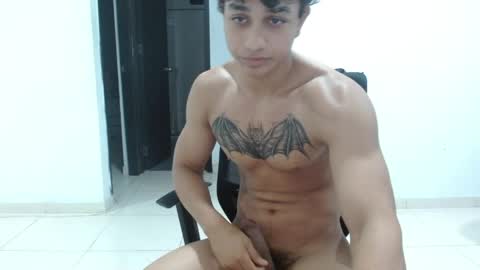 Snapshot of alfred_cantillo chatting on June 8, 2026, 7:20 am alfred_cantillo online show from June 8, 2026, 7:20 am