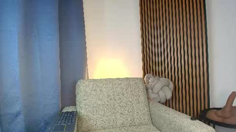 Snapshot of alia_sweet_ chatting on June 25, 2026, 5:12 am Alia online show from June 25, 2026, 5:12 am
