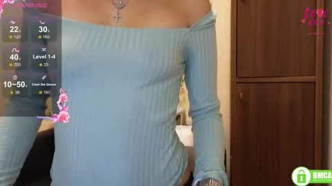 Snapshot of alianna_solo_kiss chatting on October 19, 2025, 11:22 am Alianna online show from October 19, 2025, 11:22 am