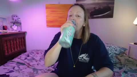 Snapshot of alice8363 chatting on July 9, 2026, 7:18 pm Alice online show from July 9, 2026, 7:18 pm