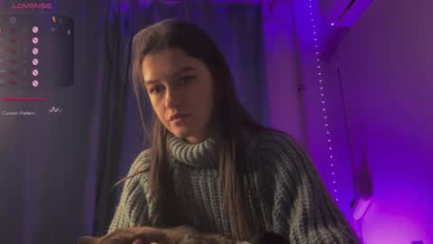 Snapshot of alice__grace_ chatting on February 23, 2025, 6:12 pm your Alice online show from February 23, 2025, 6:12 pm