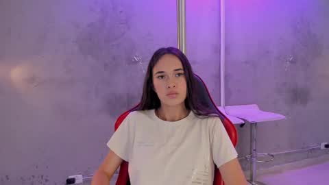 Snapshot of alice__susan chatting on February 17, 2026, 9:21 pm Alice Susan online show from February 17, 2026, 9:21 pm