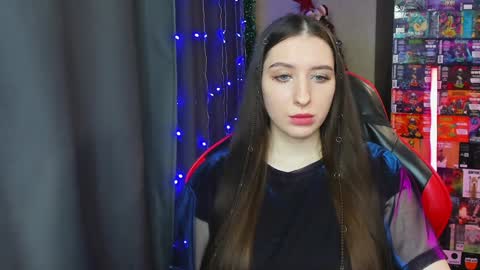 Snapshot of alice_bailey chatting on December 27, 2024, 4:21 pm Alice online show from December 27, 2024, 4:21 pm