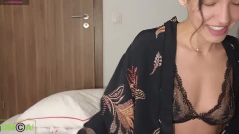 Snapshot of alice_bane chatting on January 5, 2025, 7:49 pm A R Y A T I A online show from January 5, 2025, 7:49 pm