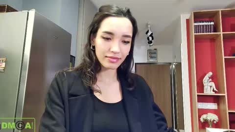 Snapshot of alice_bane chatting on February 13, 2025, 7:21 pm A R Y A T I A online show from February 13, 2025, 7:21 pm