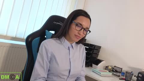 Snapshot of alice_bane chatting on February 23, 2025, 2:04 pm A R Y A T I A online show from February 23, 2025, 2:04 pm