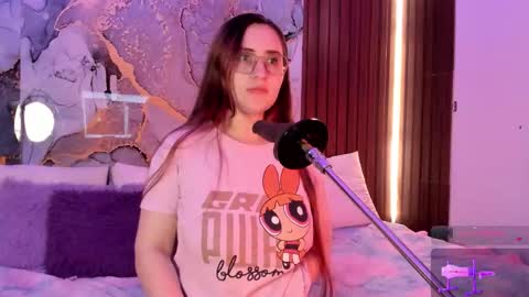 Mey online show from November 2, 2025, 5:04 pm