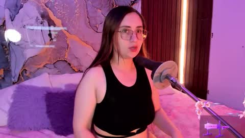 Mey online show from November 24, 2025, 2:22 am