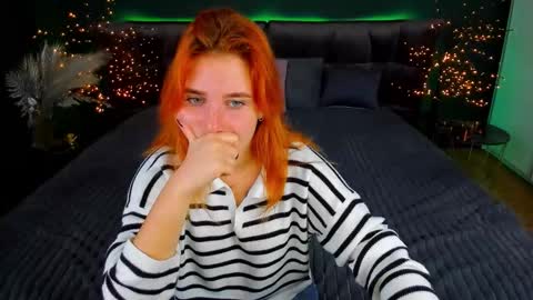 Snapshot of alice_janess chatting on October 8, 2025, 7:06 am Alice online show from October 8, 2025, 7:06 am